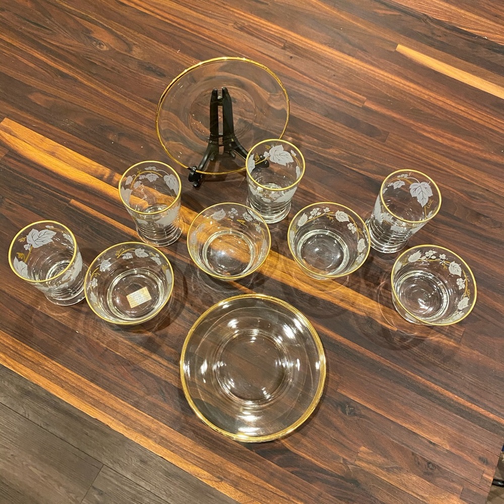 Vintage Libbey juice glasses dessert dish/plates 4